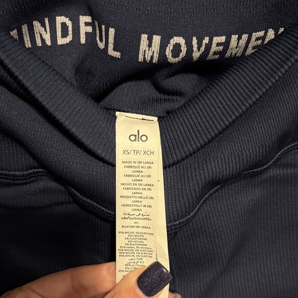 ALO Yoga Women's Dark Blue Bike Shorts - Picture 2 of 4